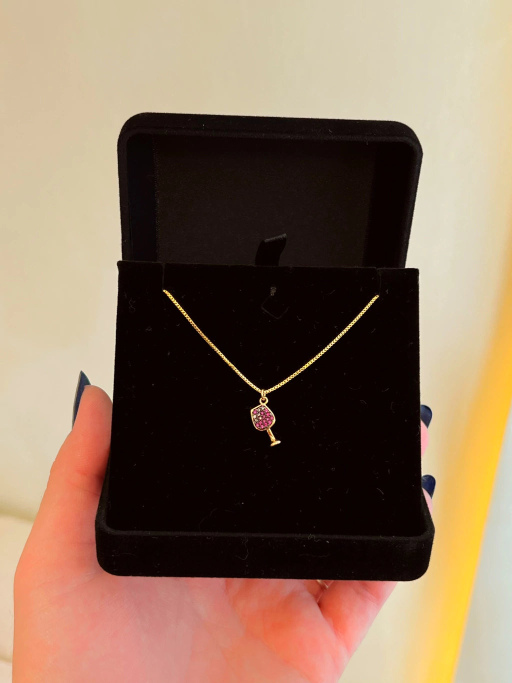 Colar Ouro 18k Veneziana Pingente Taça Vinho Cravejada Roxo